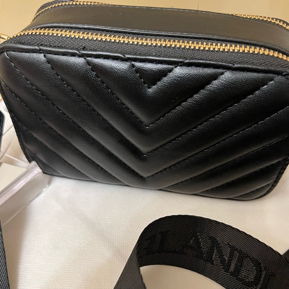 Valentino Orlandi Double Zipper quilted Crossbody NWT - Picture 5 of 9